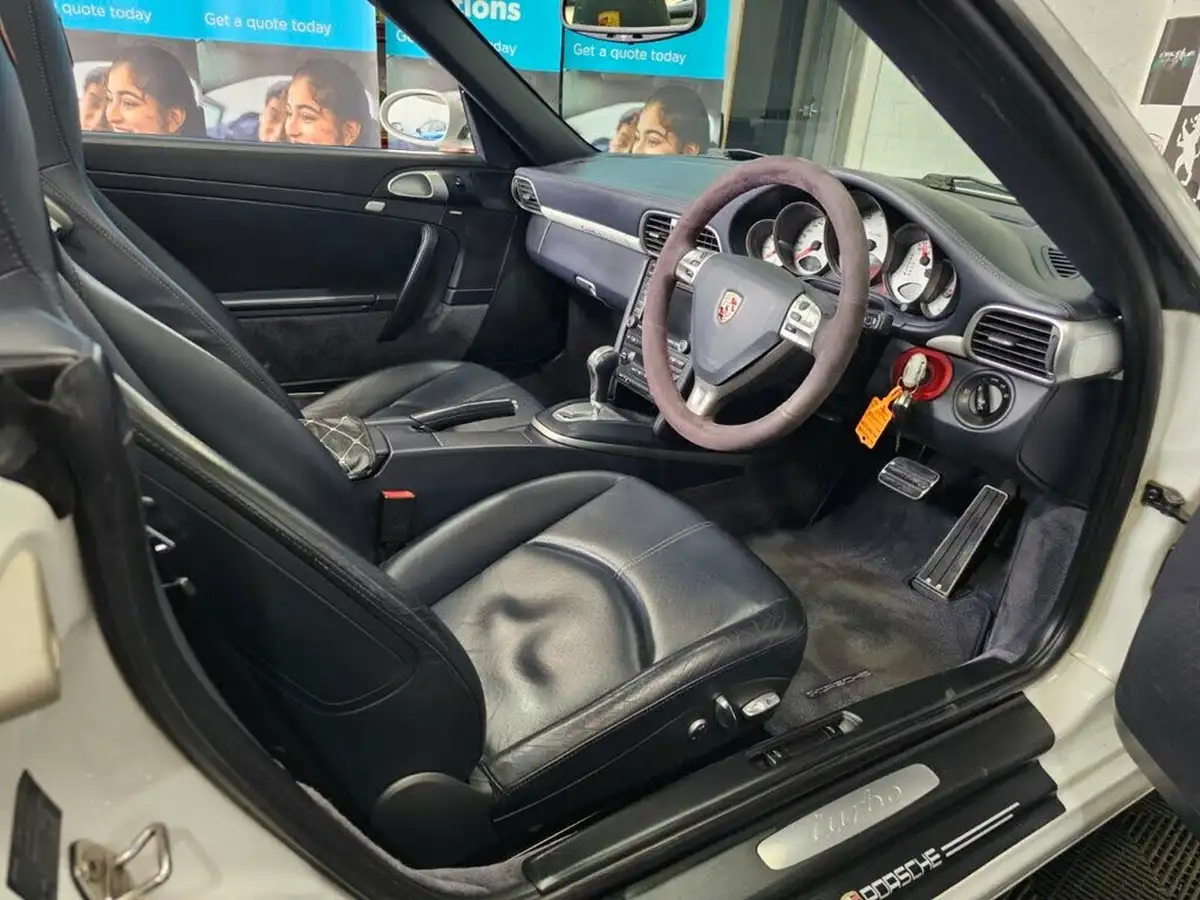 2009-porsche-911-36-turbo-480bhp-cabriolet-auto-big-4
