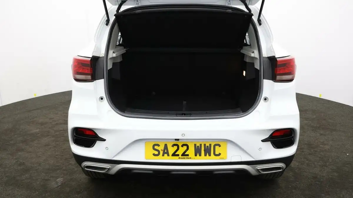 2022-mg-zs-suv-15-vti-tech-exclusive-big-16