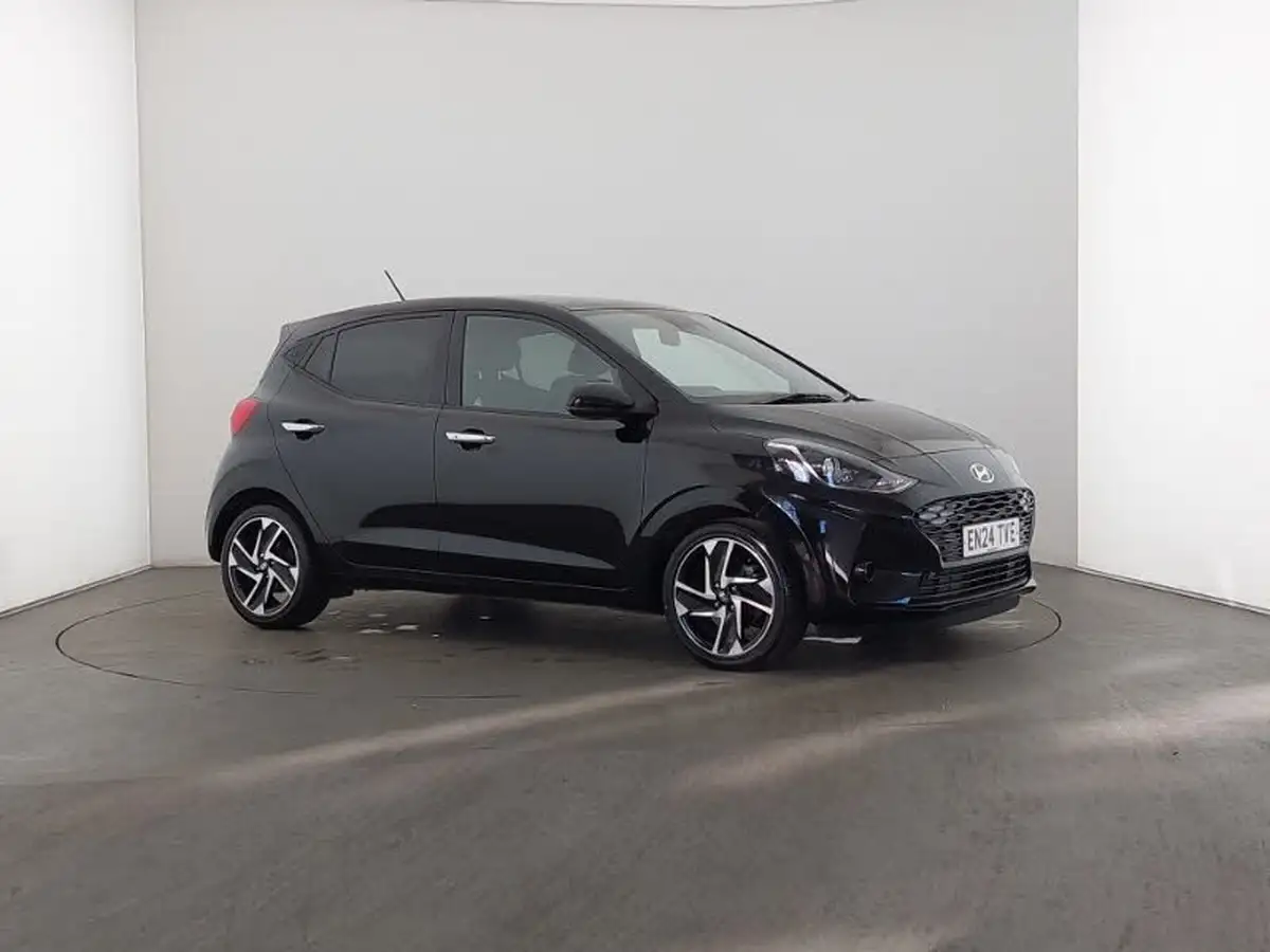 2024-hyundai-i10-10-premium-63ps-auto-big-0
