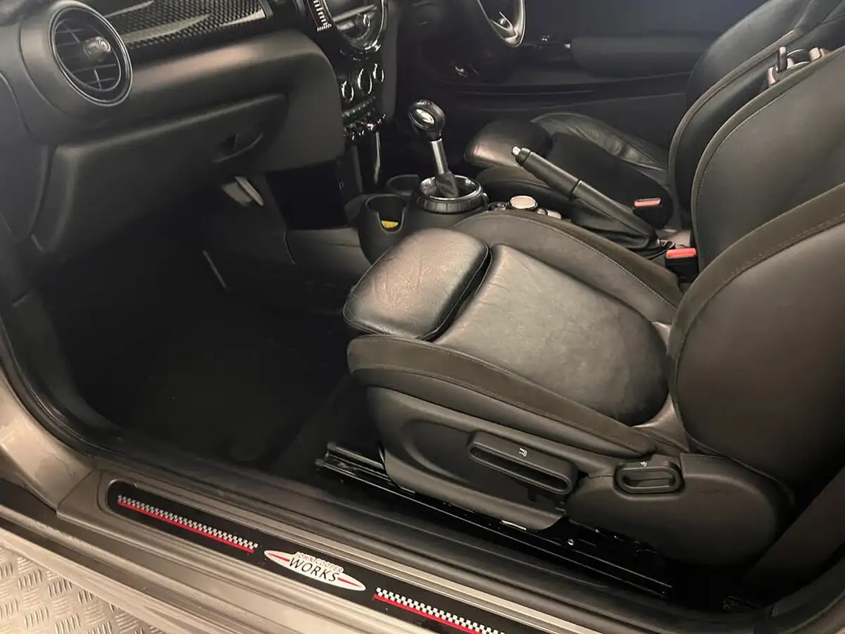 2017-mini-cooper-20-cooper-jcw-sport-auto-big-43