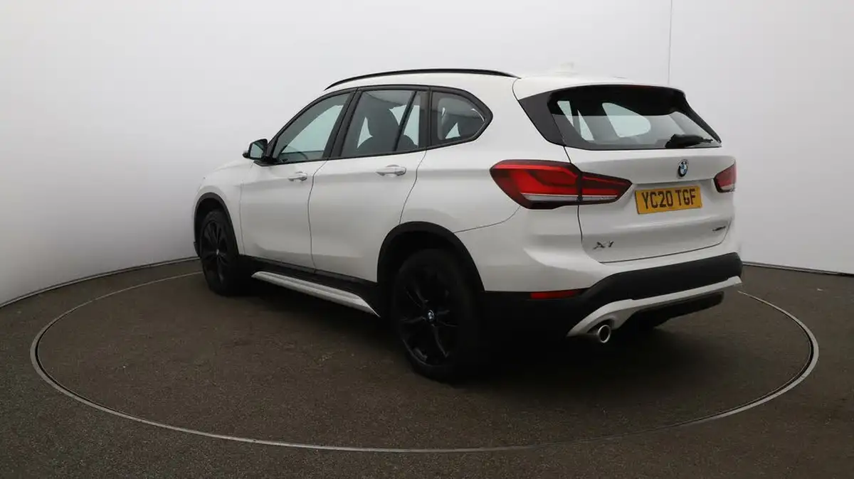 2020-bmw-x1-15-sdrive18i-sport-big-57