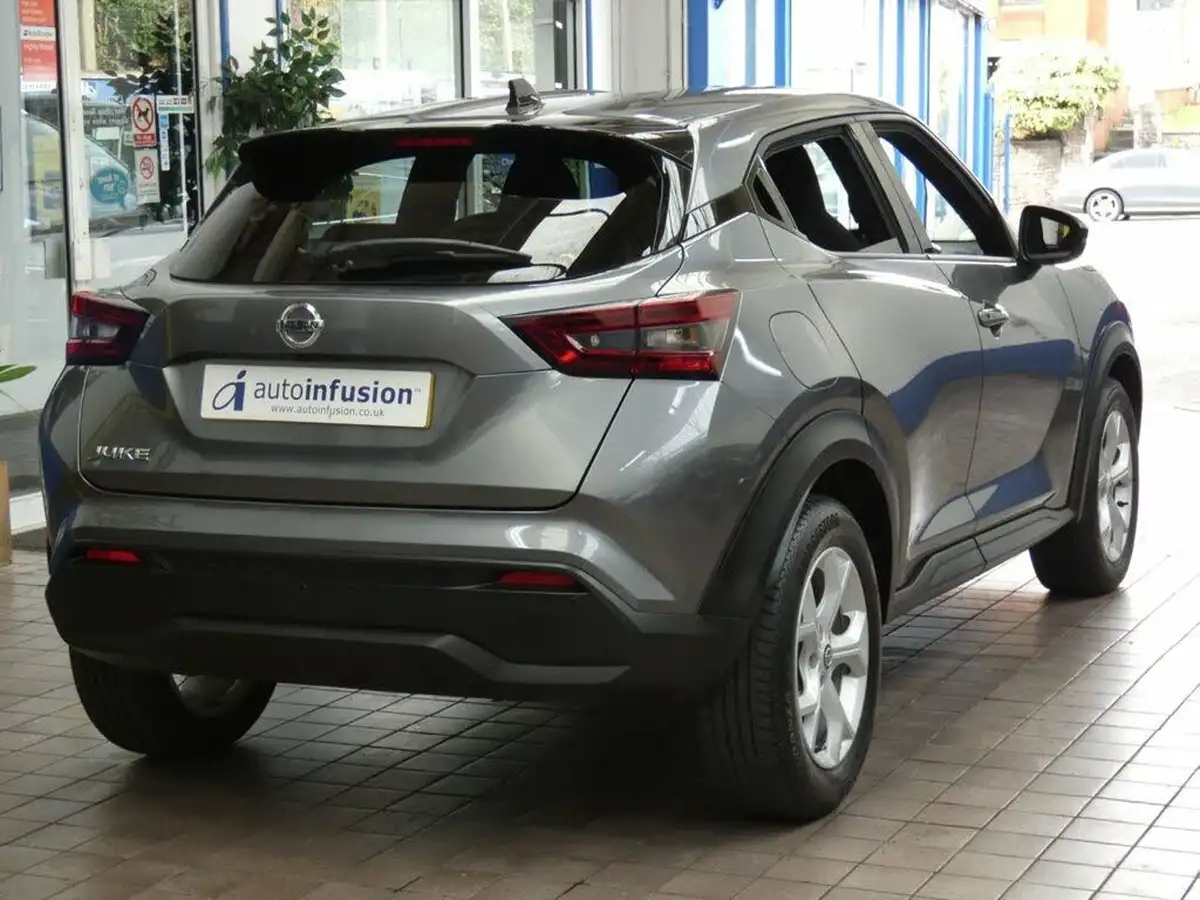 2021-nissan-juke-10-dig-t-n-connecta-big-32