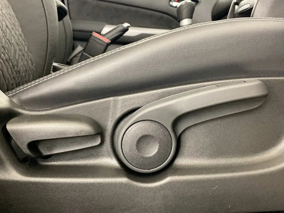 2023-suzuki-vitara-14-boosterjet-sz5-big-13