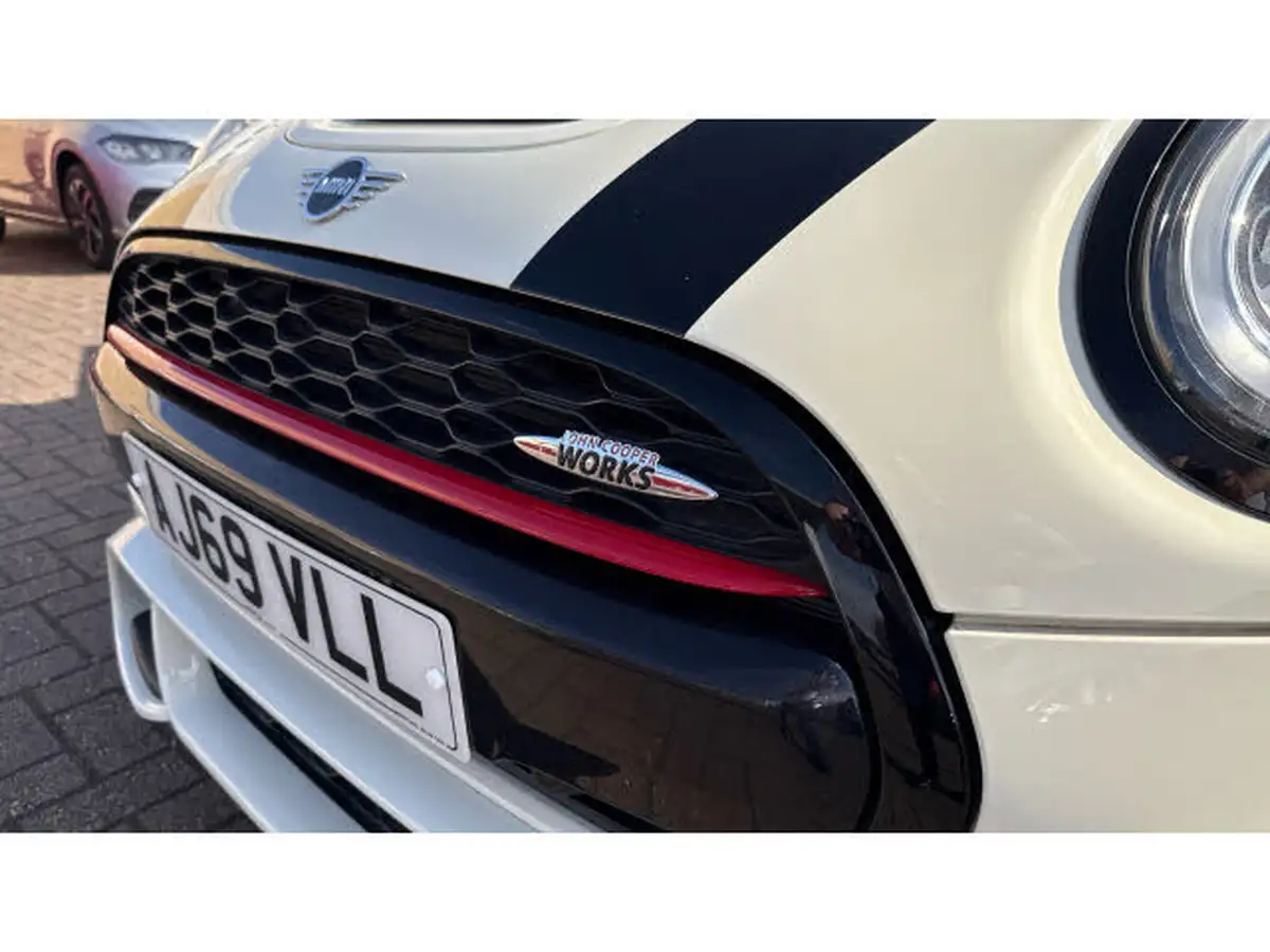 2019-mini-cooper-20-john-cooper-works-comfortnav-hatchback-3d-auto-big-40