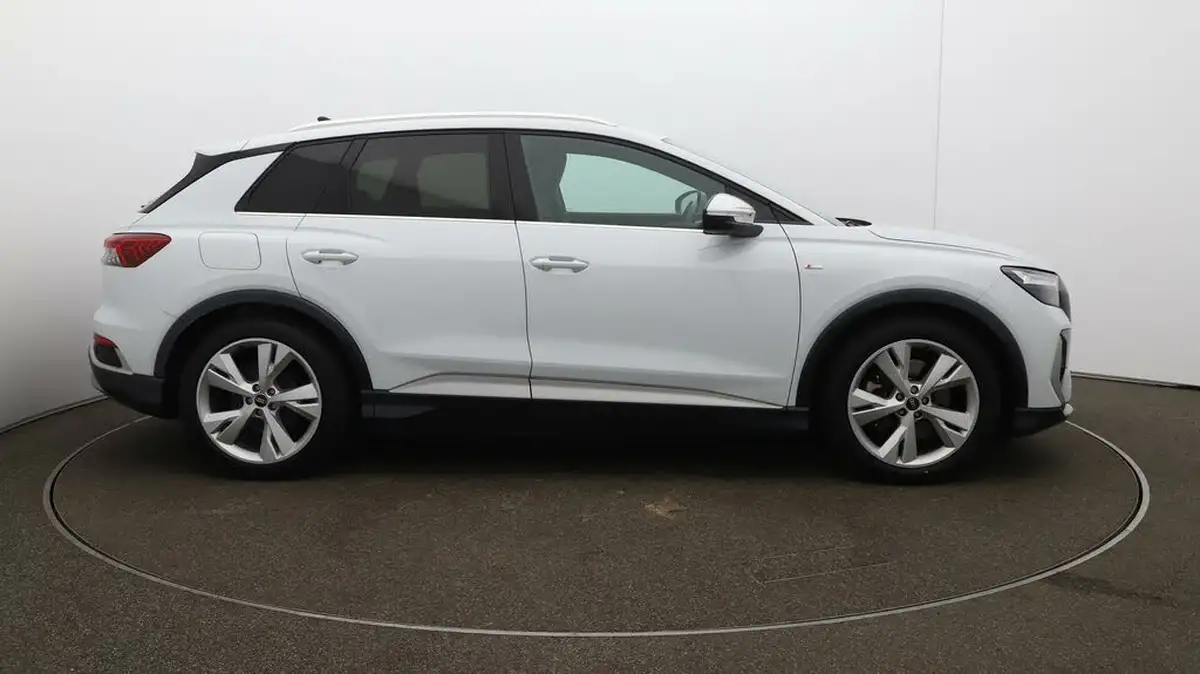 2021-audi-q4-e-tron-40e-s-line-station-wagon-big-41