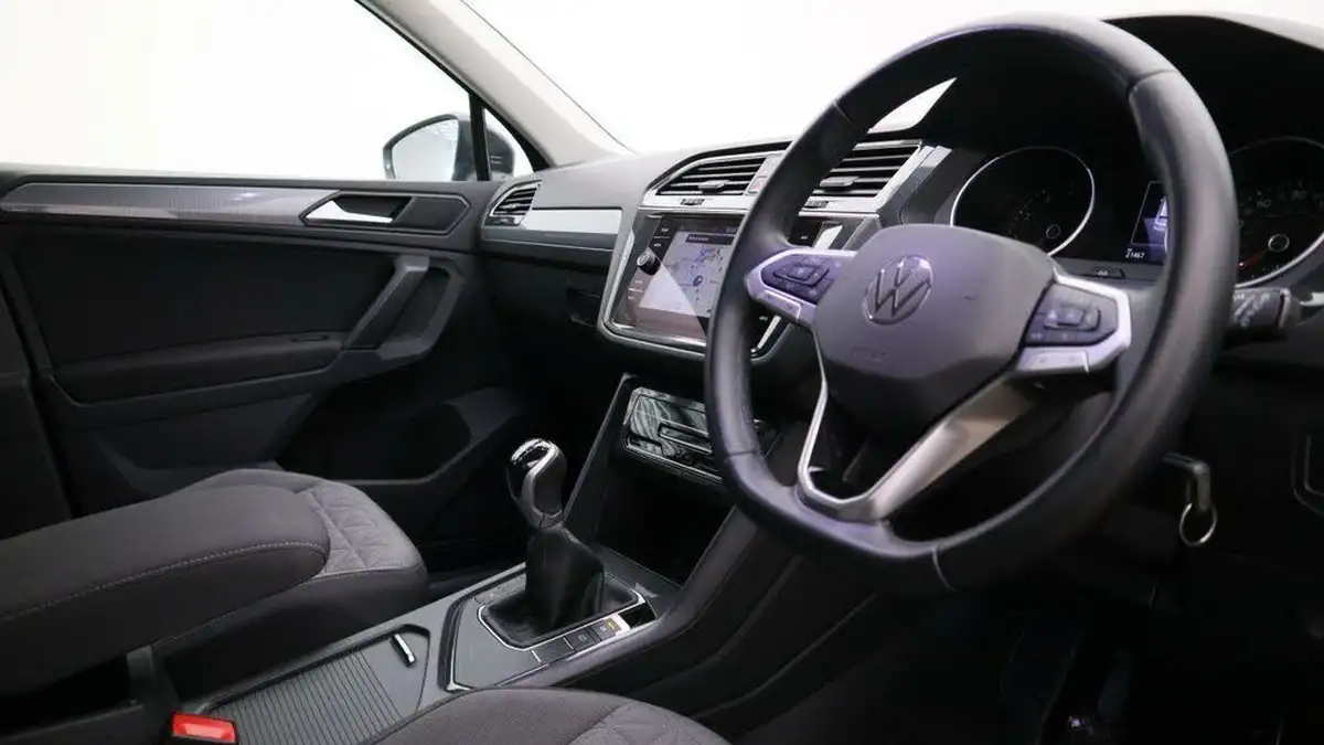 2022-volkswagen-tiguan-15-tsi-life-150ps-big-5