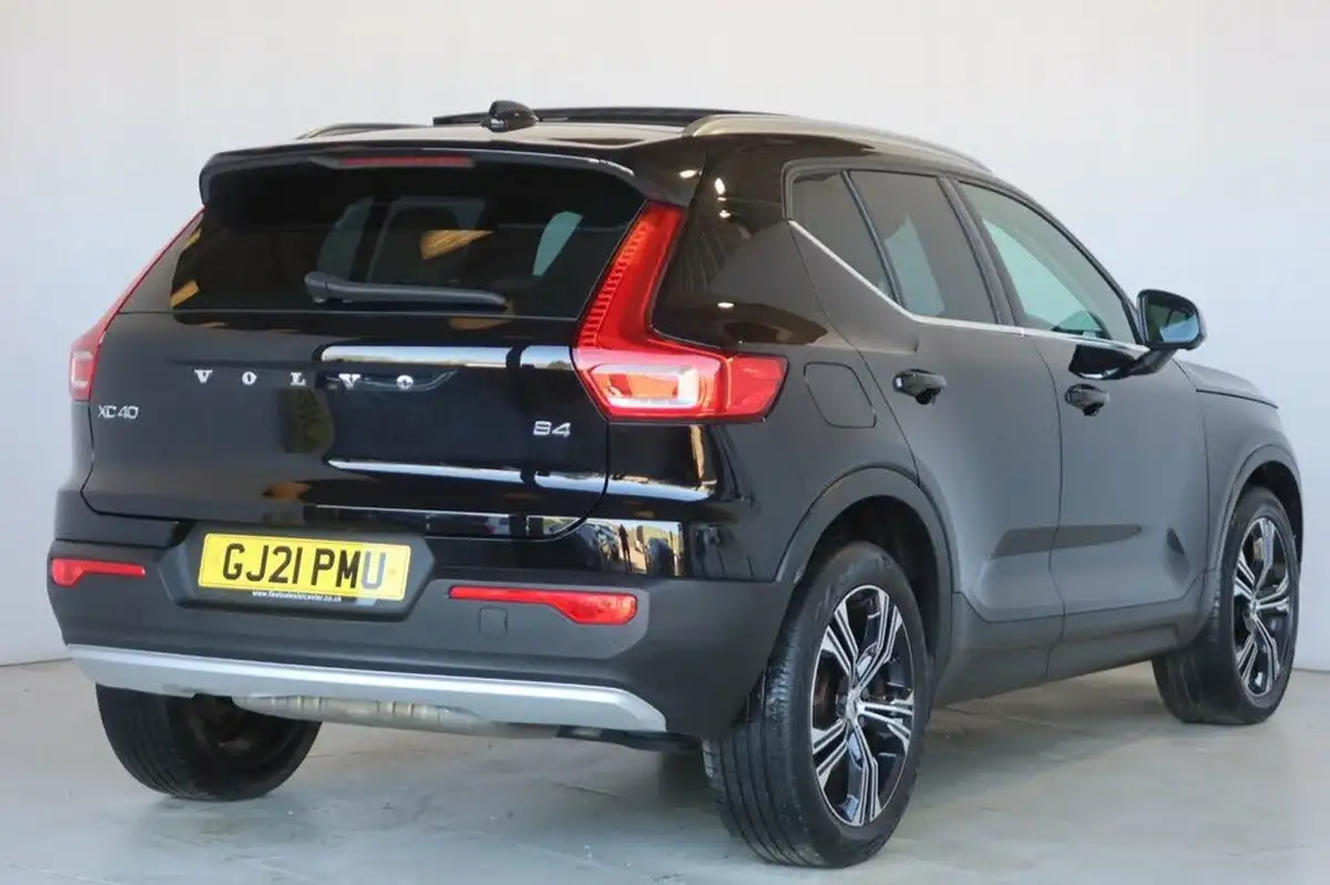 2021-volvo-xc40-20-b4-inscription-pro-194bhp-auto-big-14