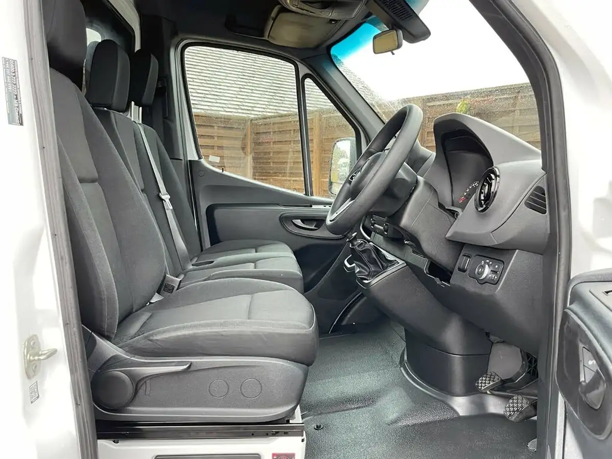 2021-mercedes-benz-sprinter-21cdi-316-l3h2-progressive-big-14