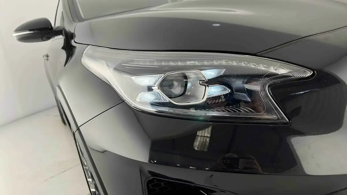 2022-kia-xceed-15-t-gdi-3-big-23