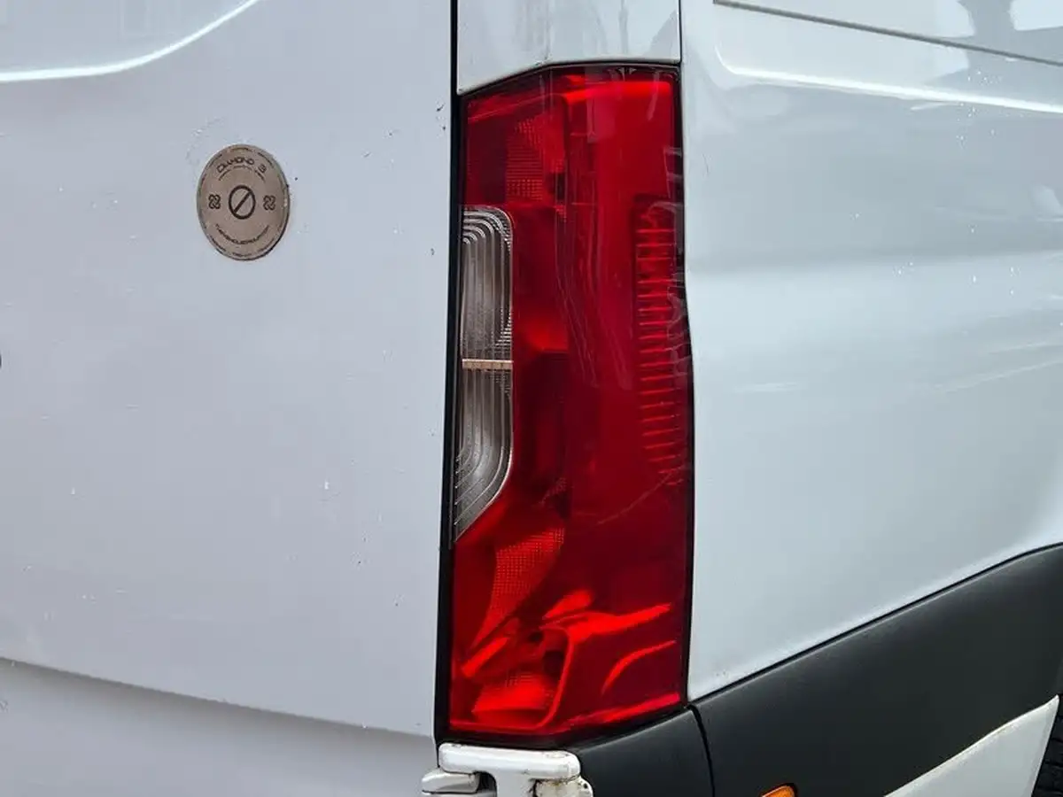2018-mercedes-benz-sprinter-21cdi-311-l2h1-panel-van-rwd-eco-gear-360-big-20