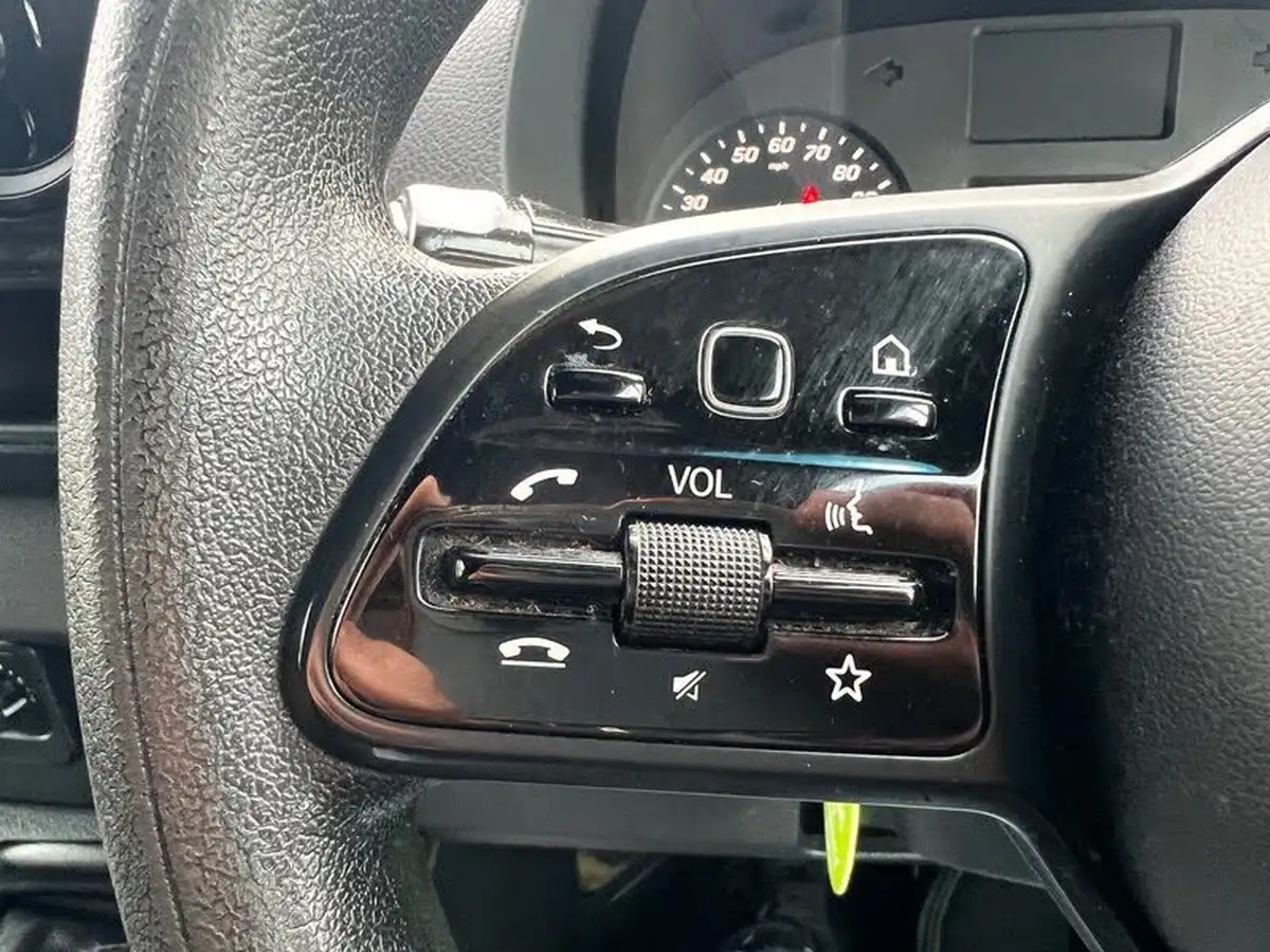 2018-mercedes-benz-sprinter-21cdi-311-l2h1-panel-van-rwd-eco-gear-360-big-44