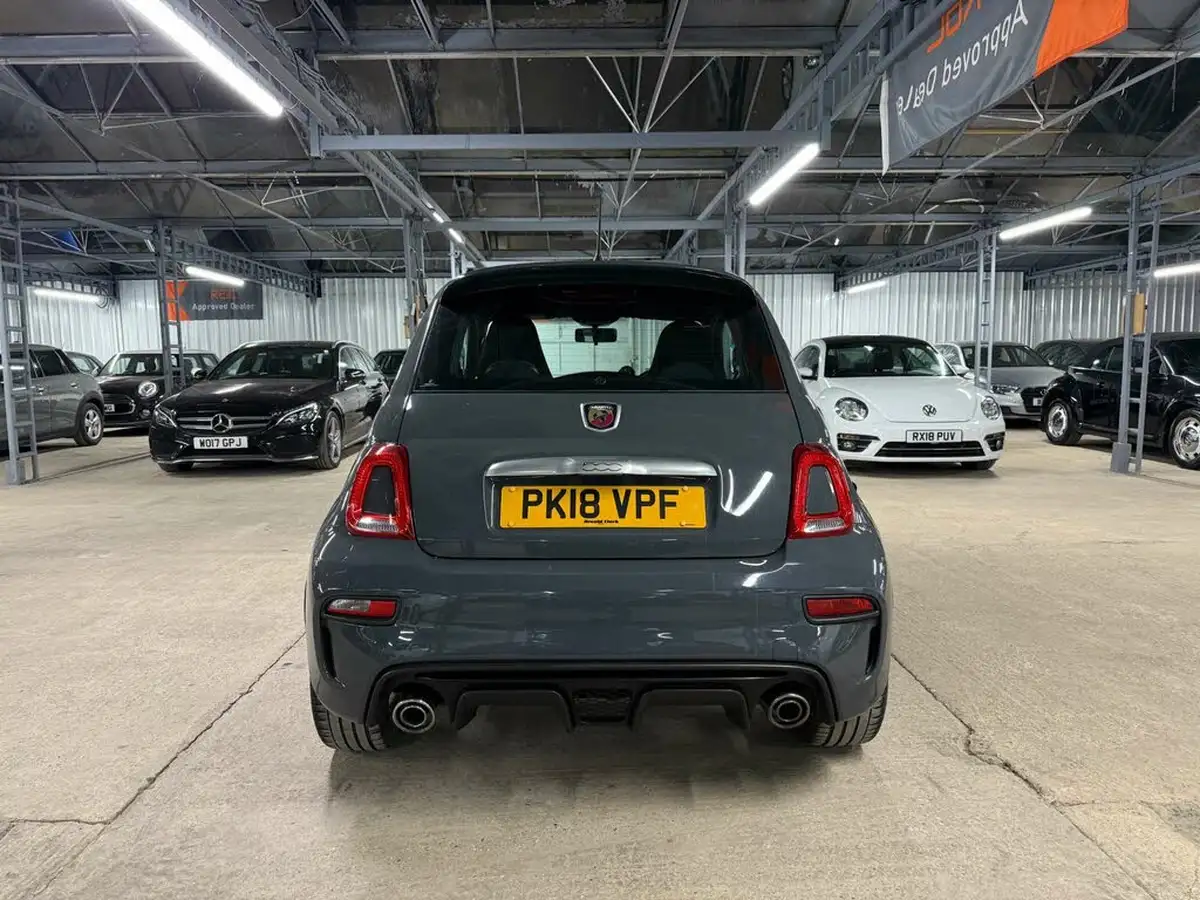 2018-abarth-595-14-tjet-big-7