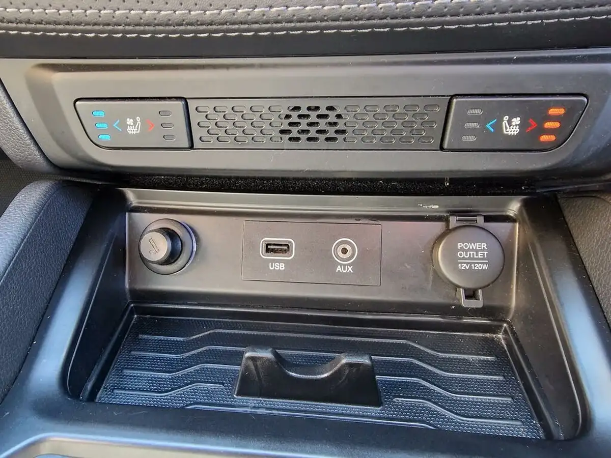 2021-kgm-ssangyong-musso-22td-saracen-181pseu6dt-awd-auto-big-36