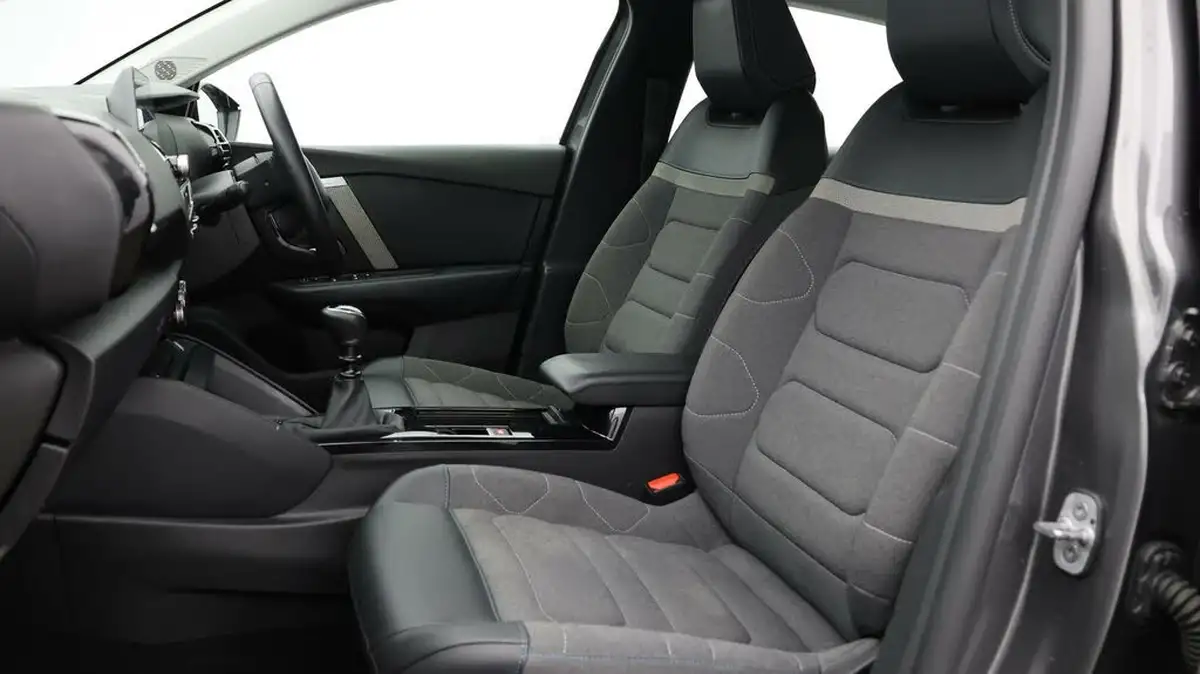 2021-citroen-c4-15bluehdi-sense-plus-110ps-big-13