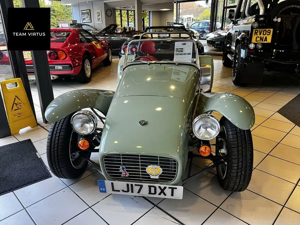 2017-caterham-seven-06-160-big-1