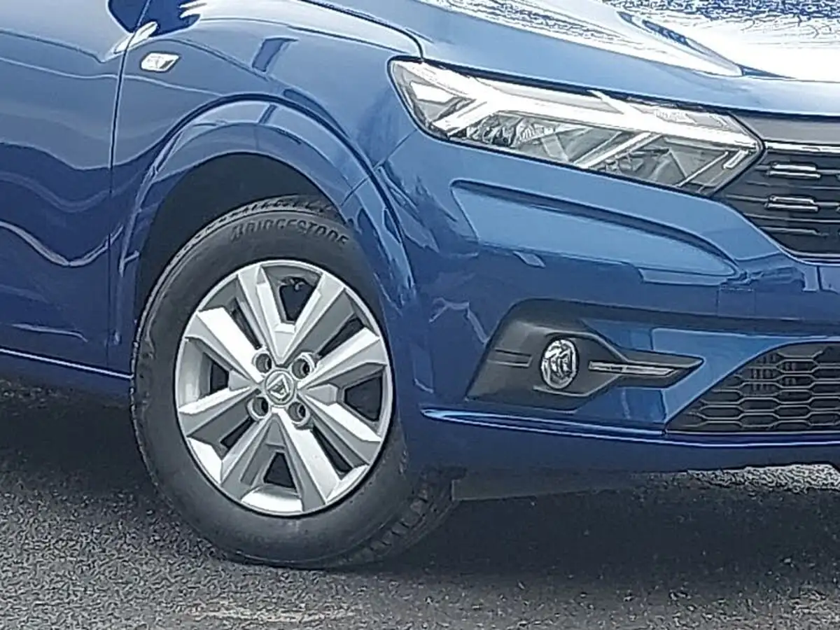 2022-dacia-sandero-10-tce-comfort-90bhp-big-8
