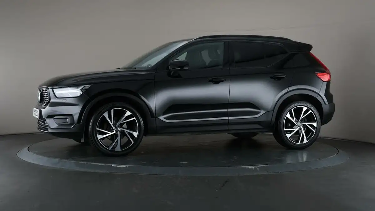 2020-volvo-xc40-20td-d3-r-design-pro-geartronic-big-39