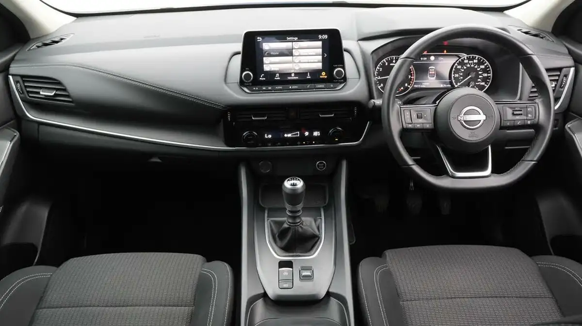 2023-nissan-qashqai-13-dig-t-acenta-premium-140ps-big-13