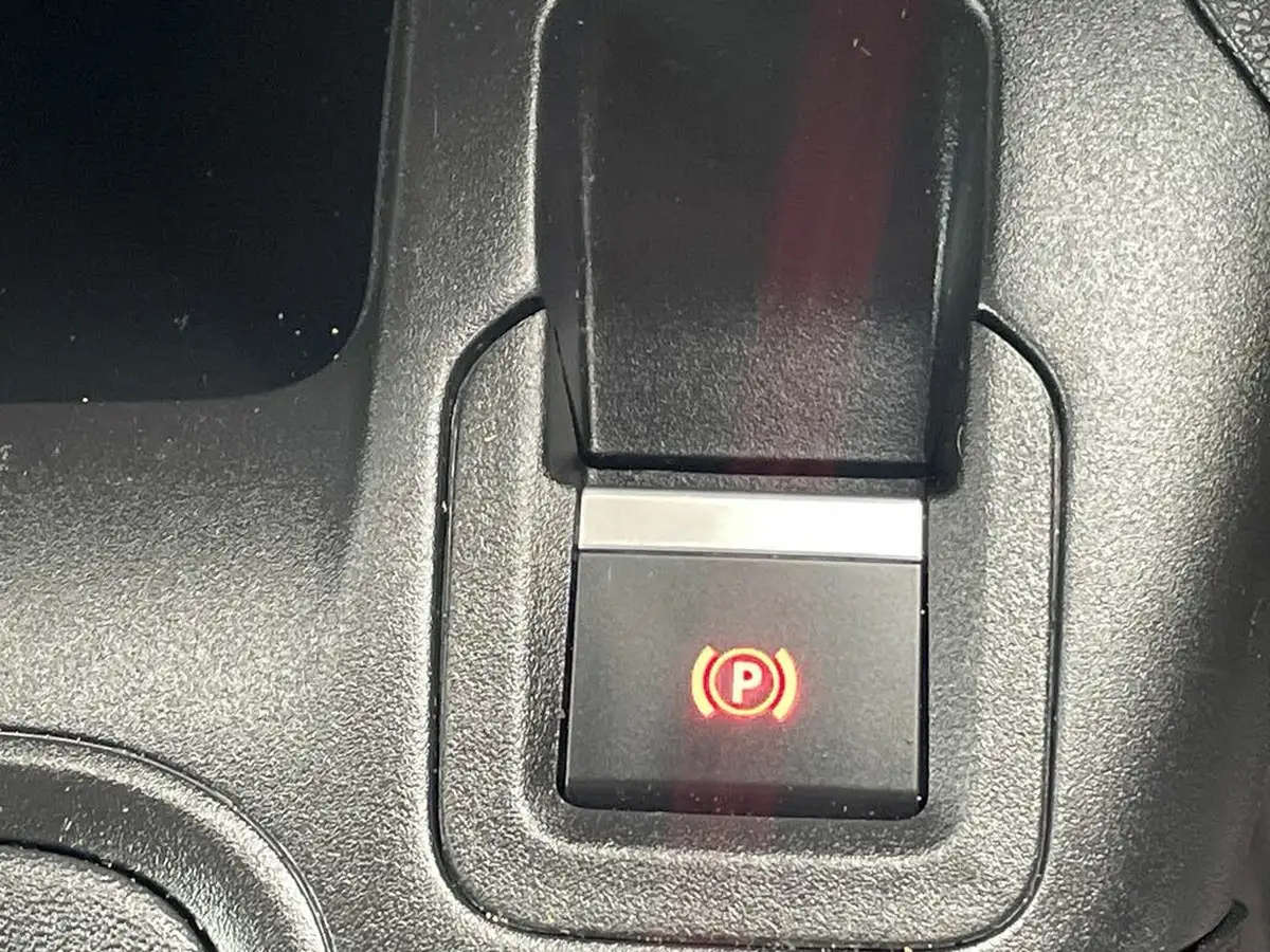 2023-peugeot-partner-15-bluehdi-1000-professional-premium-100pseu6d-ss-big-23
