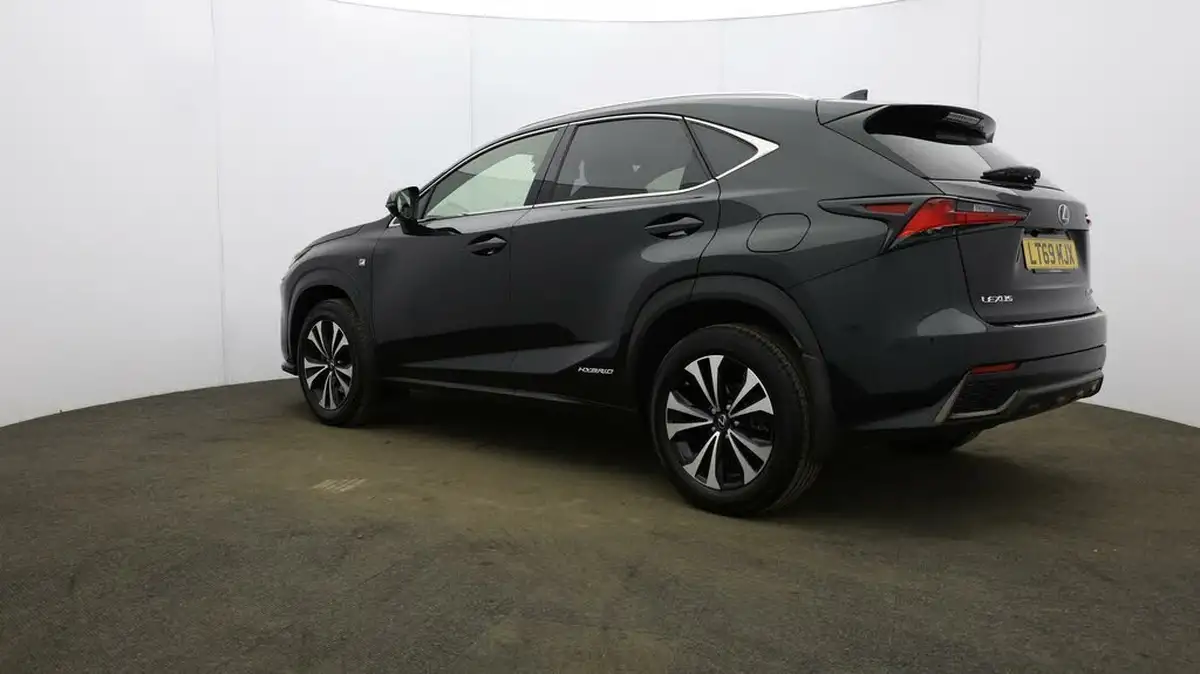 2019-lexus-nx-300h-25-f-sport-panroof-big-4