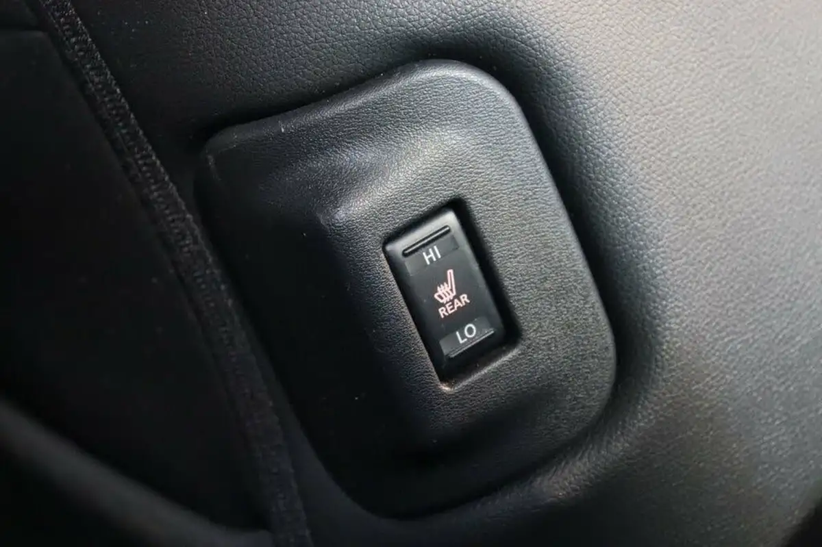 2019-nissan-leaf-e-n-connecta-big-36