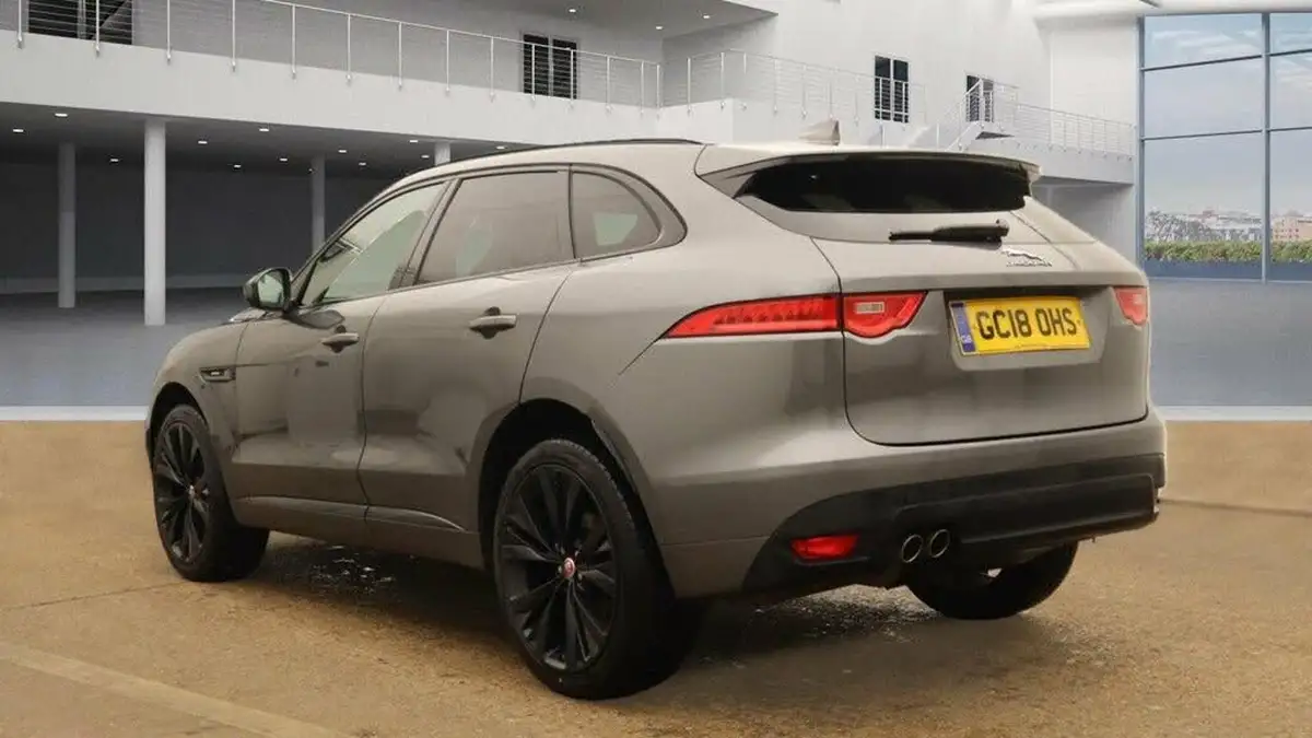 2018-jaguar-f-pace-20-i4d-r-sport-180ps-auto-big-2