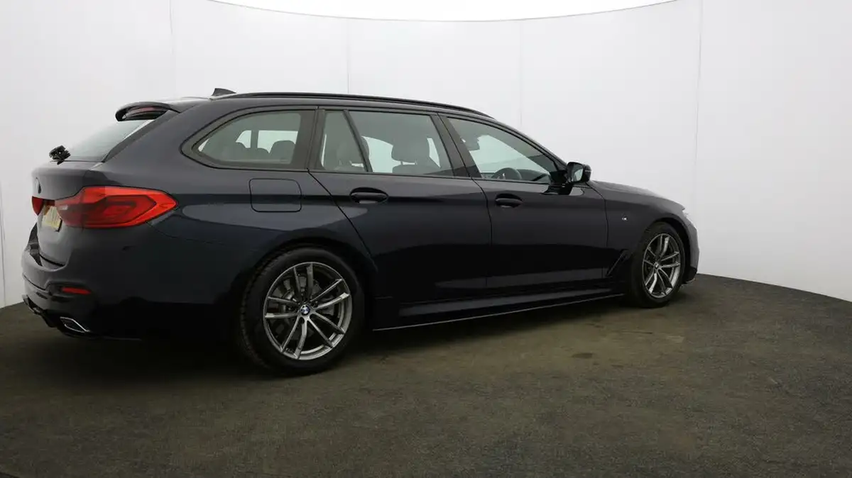2019-bmw-5-series-20td-520d-m-sport-188bhp-touring-5d-big-55