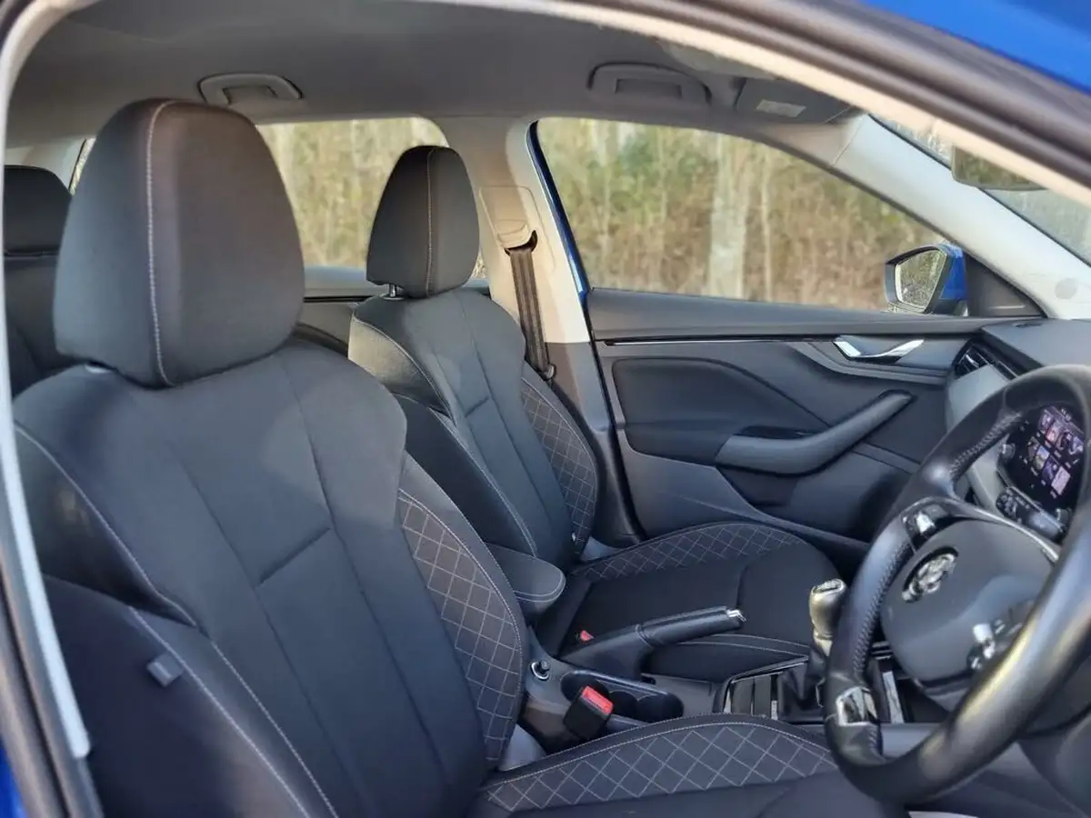 2020-skoda-kamiq-10-tsi-se-95ps-big-28