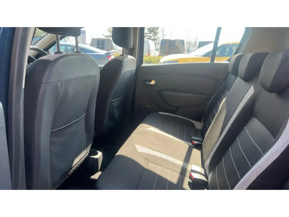 2017-dacia-sandero-stepway-09-tce-laureate-big-15