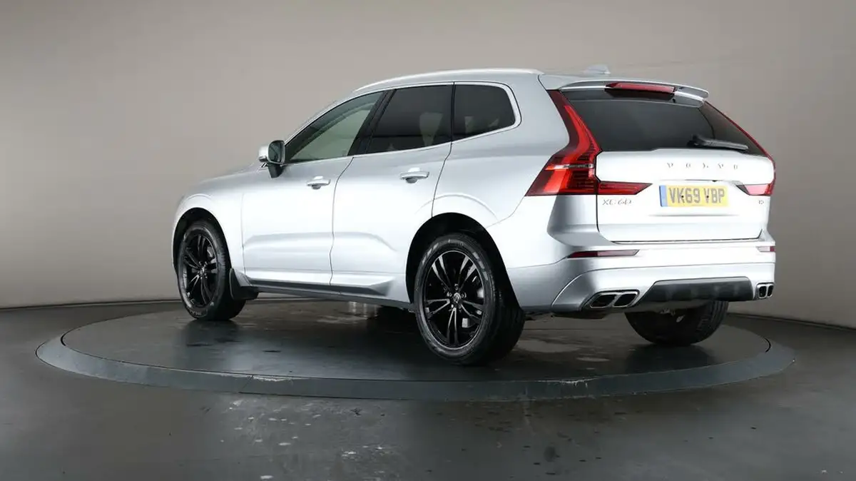 2019-volvo-xc60-20-t5-momentum-pro-big-69