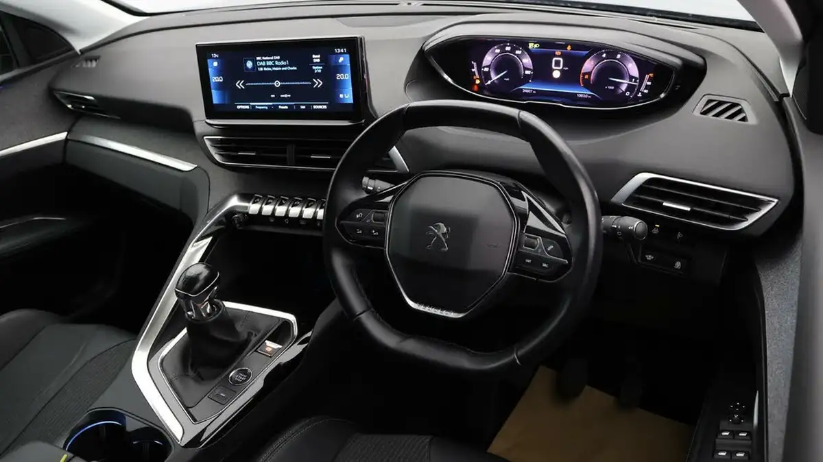 2021-peugeot-3008-suv-15-bluehdi-allure-big-8