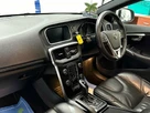 2019-volvo-v40-15-t2-r-design-edition-small-3