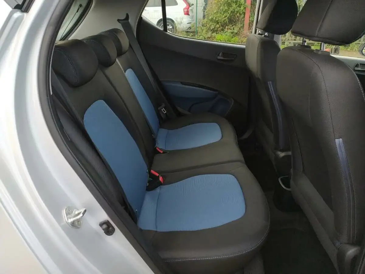 2014-hyundai-i10-12-se-big-8
