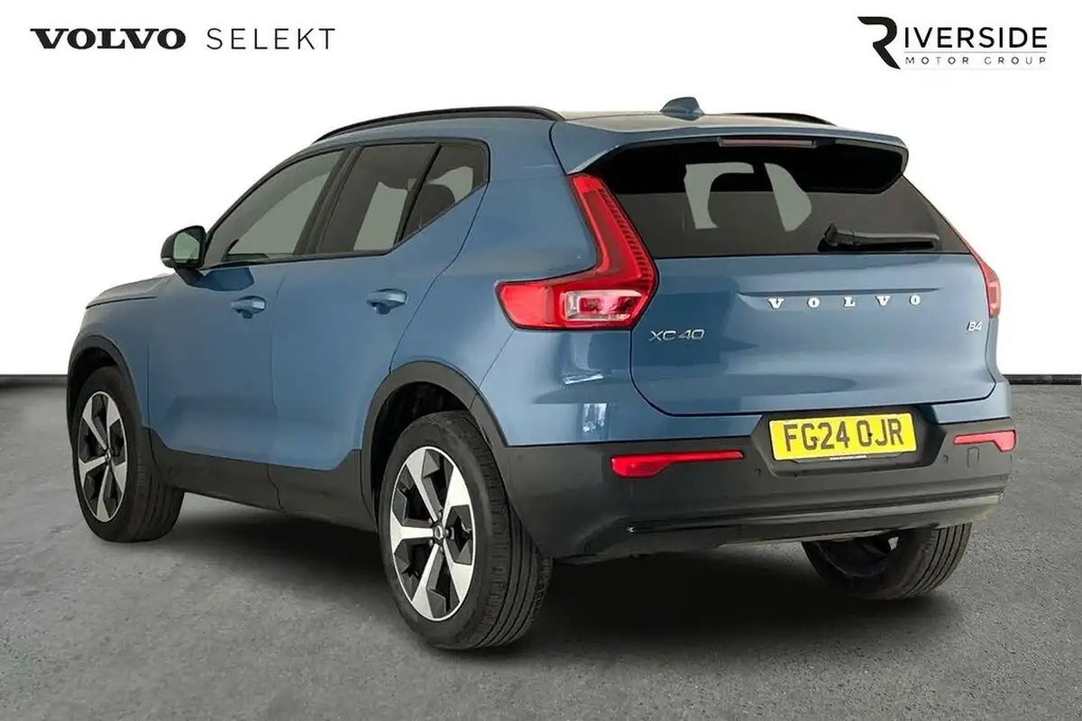 2024-volvo-xc40-20-b4-plus-big-2