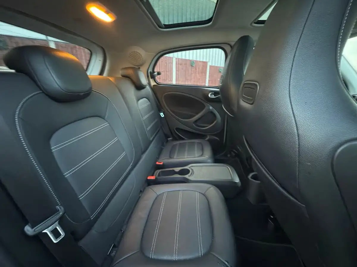 2017-smart-forfour-09-prime-90bhp-premiumss-twinamic-big-16