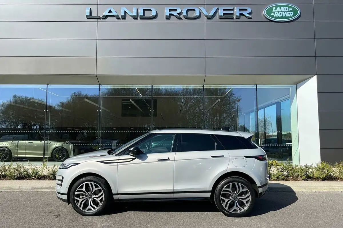 2021-land-rover-range-rover-evoque-15-p300e-r-dynamic-hse-big-7