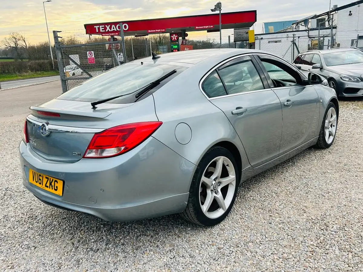 2011-vauxhall-insignia-20td-sri-vx-line-20cdti-16v-160ps-hatchback-5d-1956cc-auto-big-8
