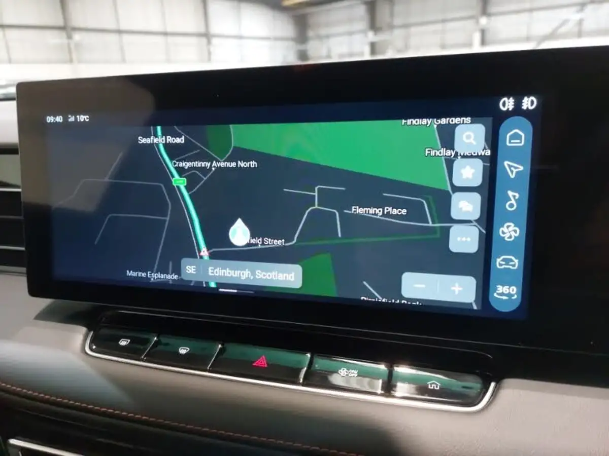2024-mg-hs-15t-gdi-trophy-273ps-plug-in-hybrid-1496cc-auto-big-17