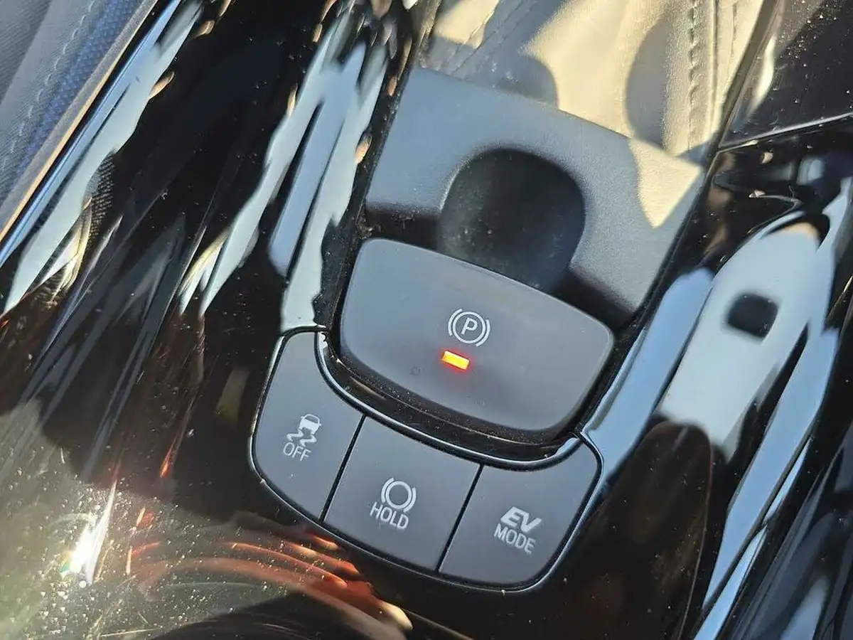 2020-toyota-c-hr-20-vvt-i-dynamic-big-39