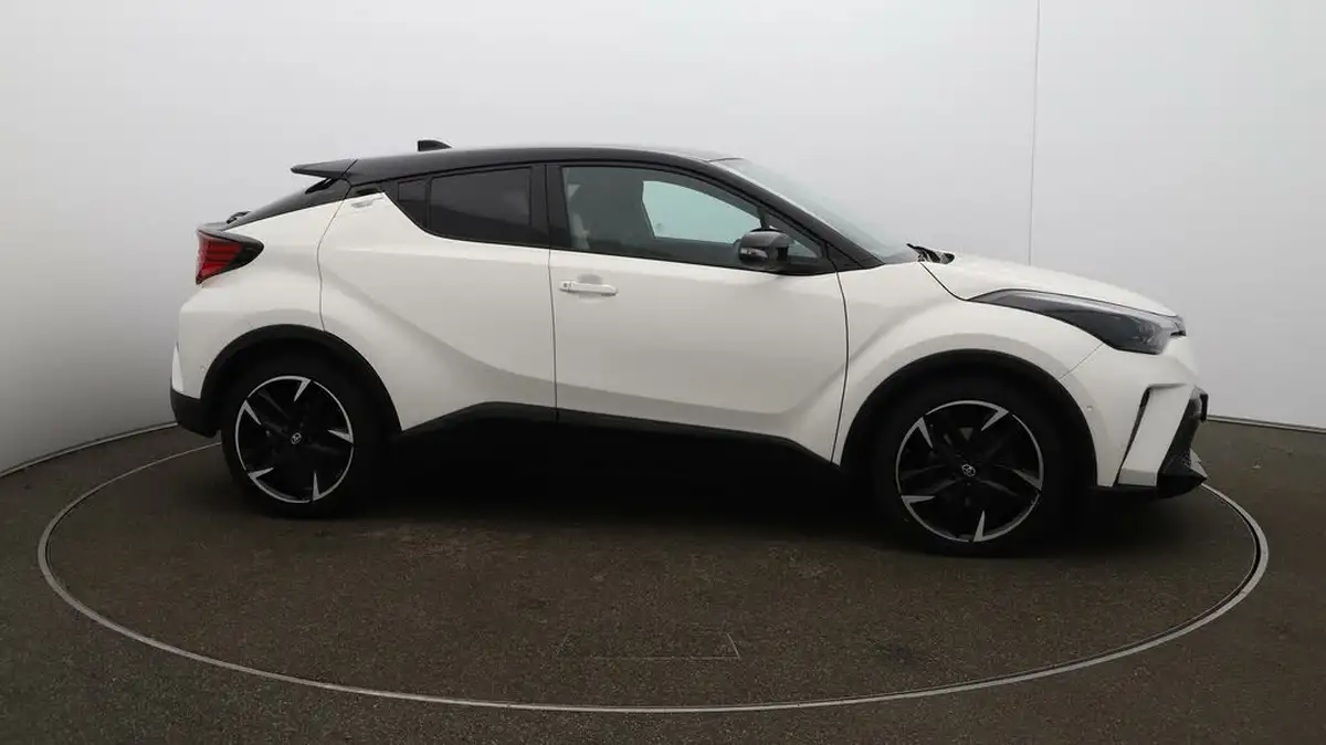 2022-toyota-c-hr-18-vvt-i-gr-sport-big-40