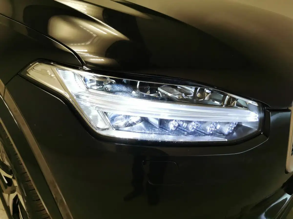 2020-volvo-xc90-20td-b5-r-design-big-4