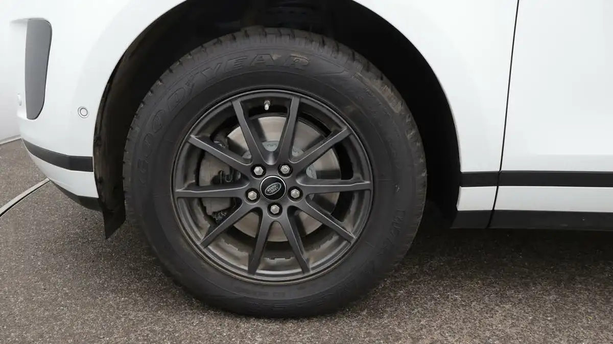2021-land-rover-range-rover-evoque-20-p200-big-18