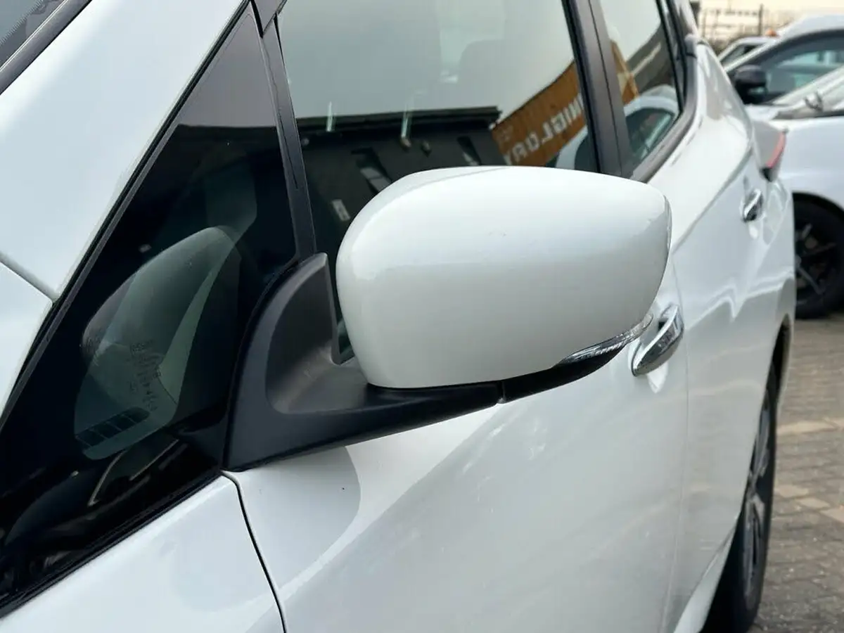 2019-nissan-leaf-e-acenta-big-20