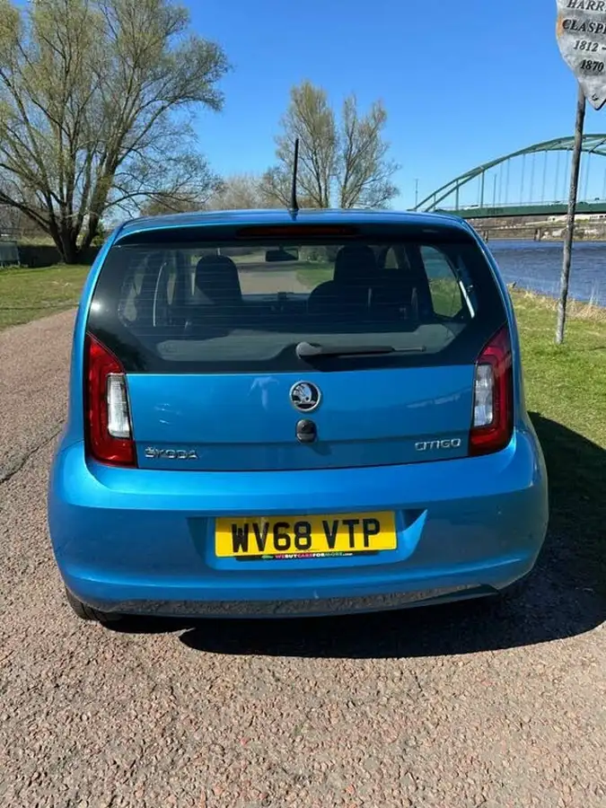2018-skoda-citigo-10-se-greentech-5d-big-9