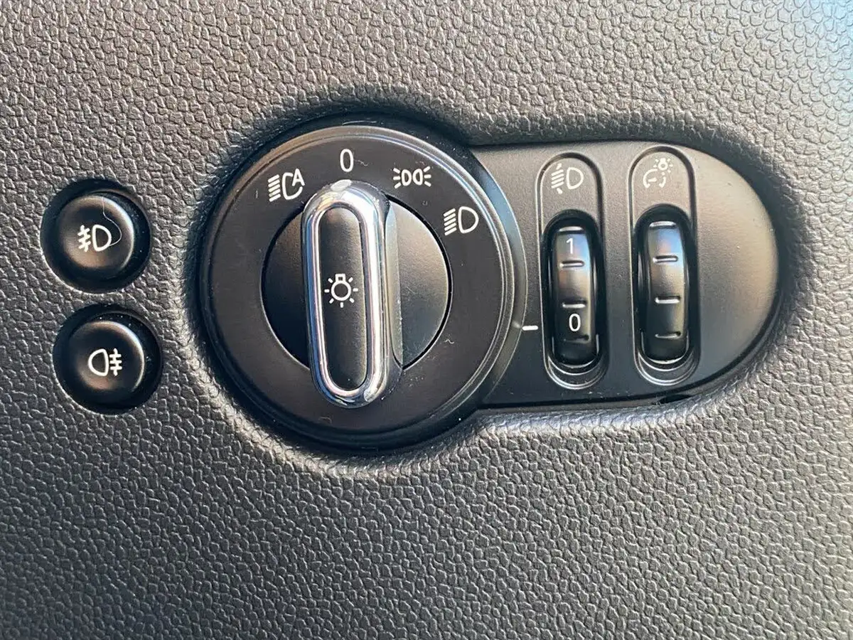 2015-mini-cooper-20-cooper-s-3d-big-31
