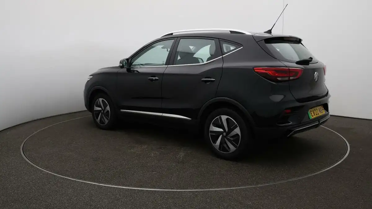 2022-mg-zs-suv-e-trophy-ev-176ps-big-5