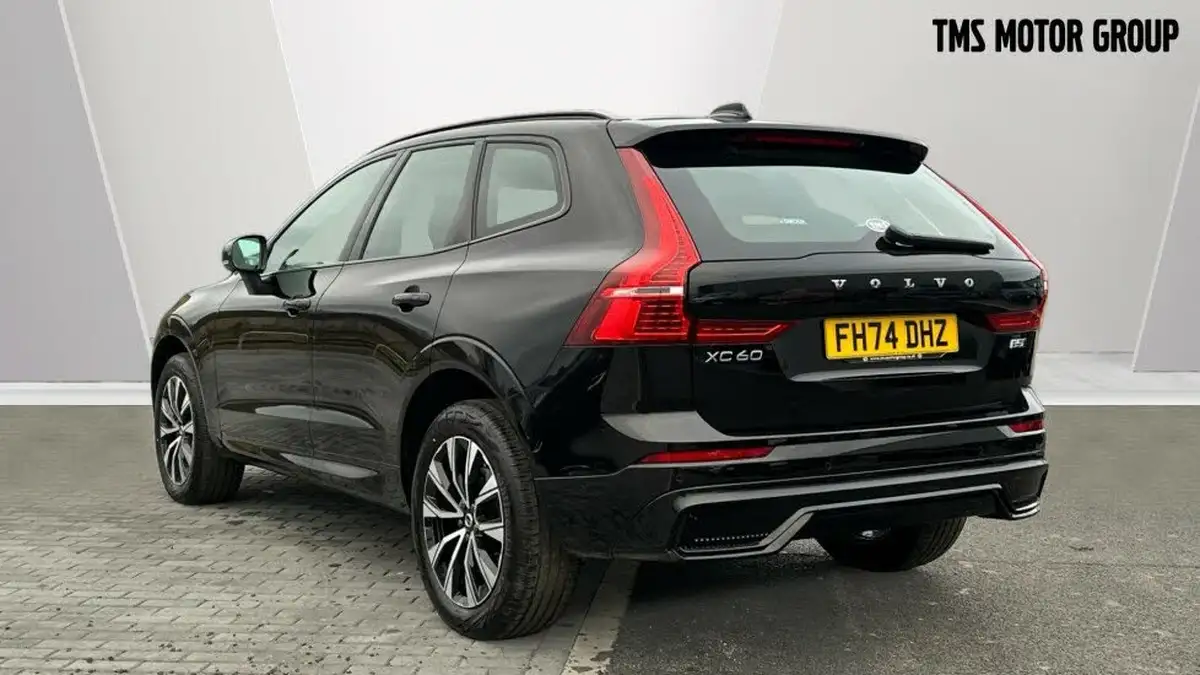 2025-volvo-xc60-20-b5-plus-big-1