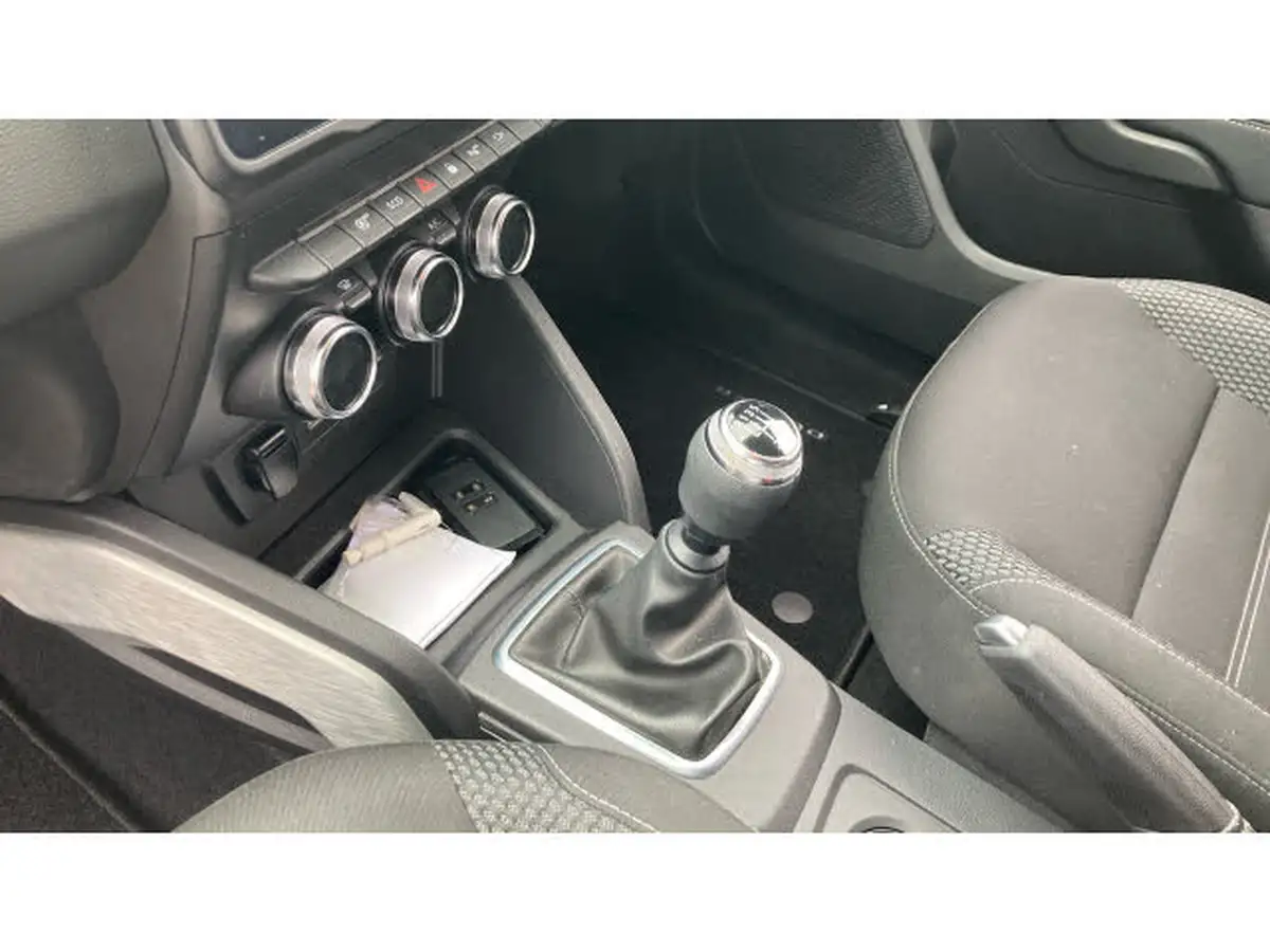 2022-dacia-duster-09-tce-prestige-big-12
