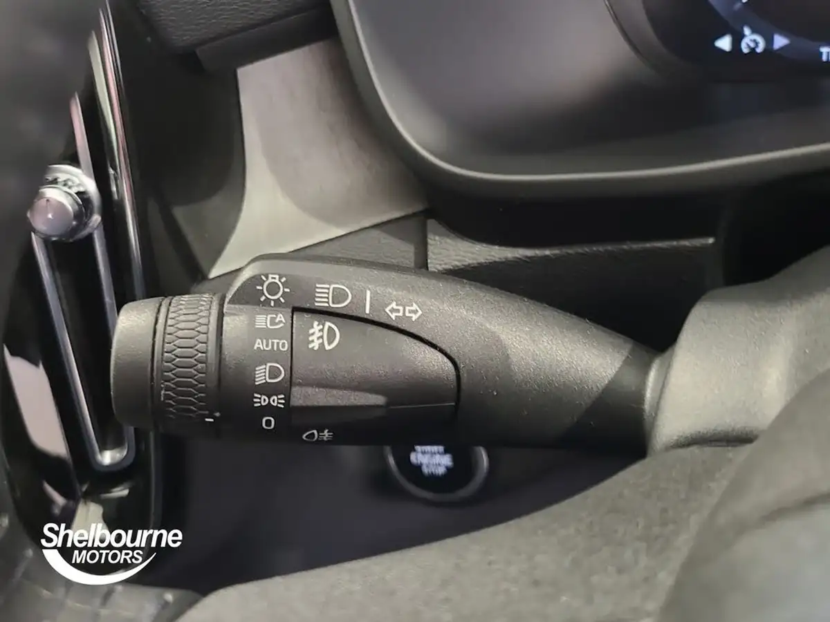 2021-volvo-xc40-15-t3-inscription-pro-161bhp-auto-big-31