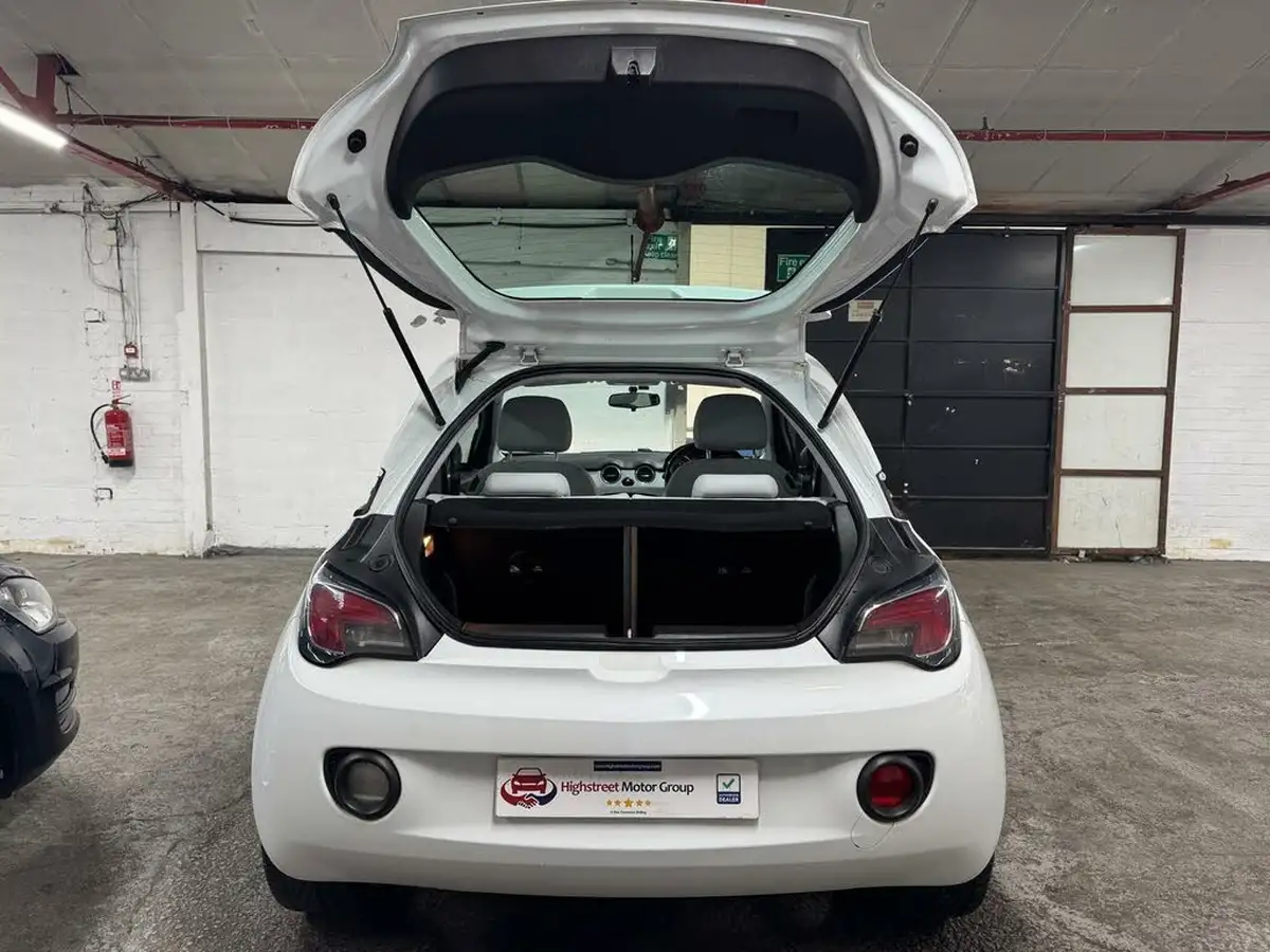 2014-vauxhall-adam-14-white-edition-big-14